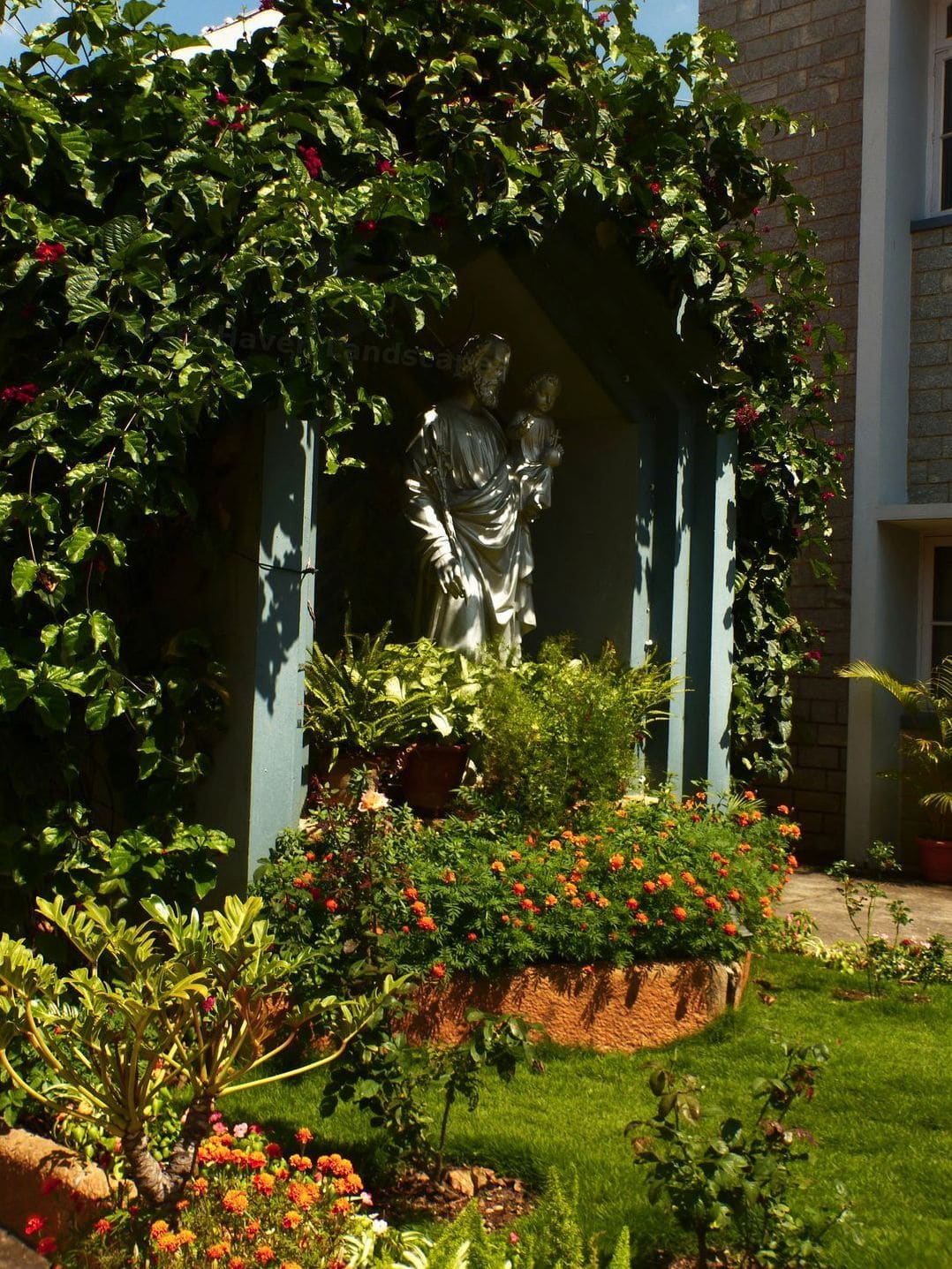 Seasonal garden tidy-ups